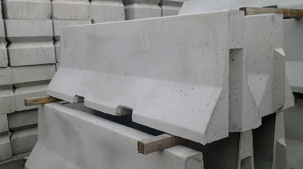 Type of concrete barrier